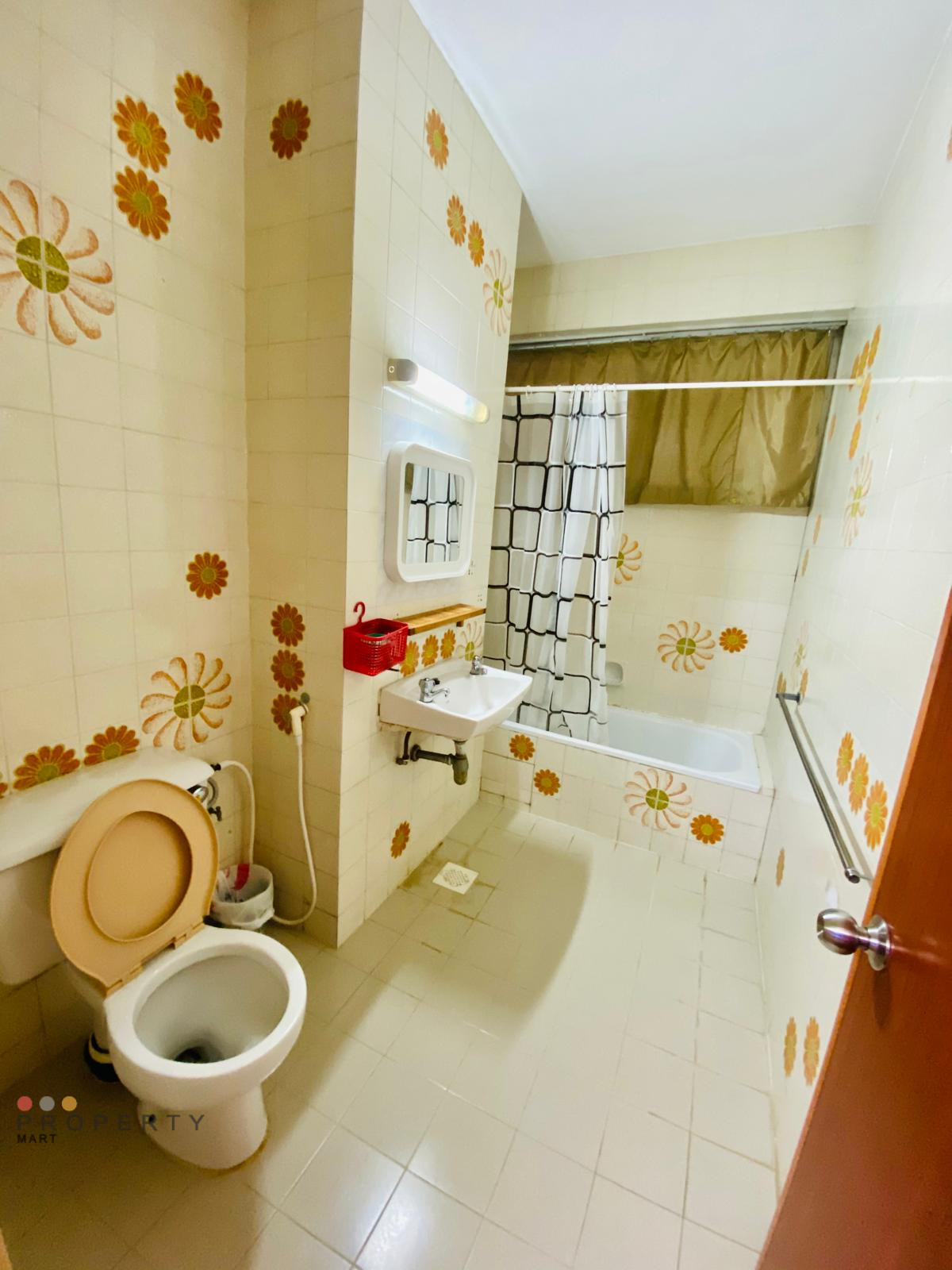 Sherwood Tower Unit for Sale