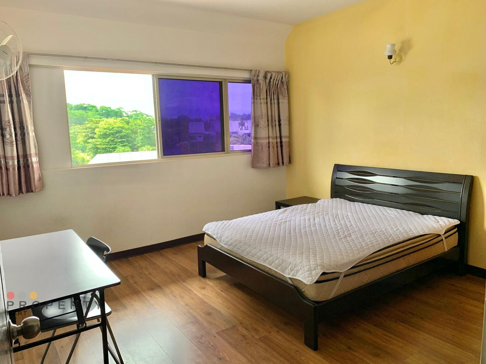 Sherwood Tower Unit for Sale